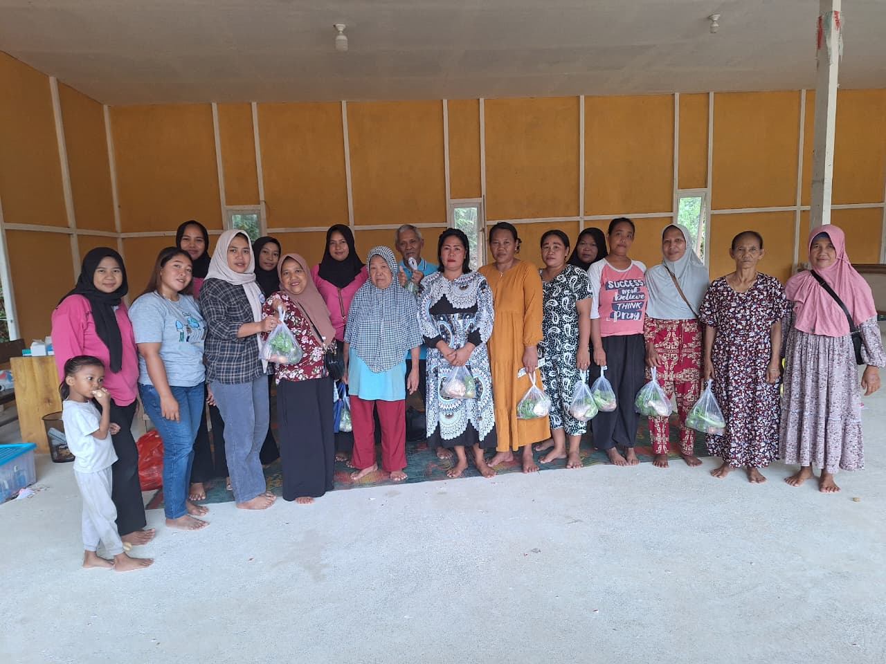 Sinergi Kesehatan Masyarakat dan Kelesatrian Ekosistem: Pendekatan Berbasis Kinerja dalam Pengelolaan Hutan Desa Lemmanis