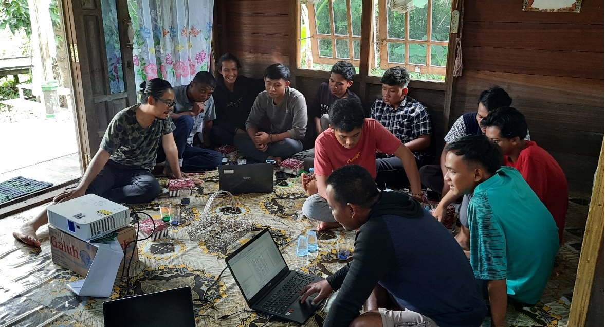 Pelatihan SMART Patrol di Hutan Desa Telaga